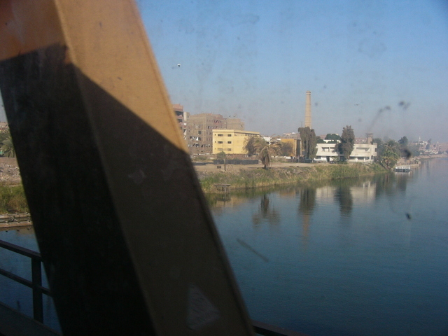 �����E�w�͂̃G�W�v�g�n�R��