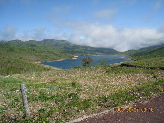 ��M�R�V��