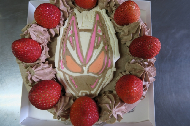 今日のお誕生日ケーキ！！（とあるお菓子屋さんのブログ）