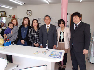 ����烊�|�[�^�[�̂���炩�ȓ��X