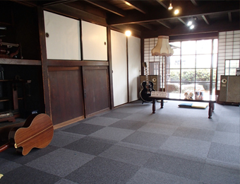 ����烊�|�[�^�[�̂���炩�ȓ��X