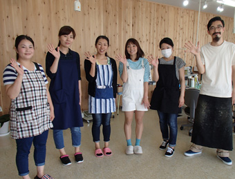 ����烊�|�[�^�[�̂���炩�ȓ��X