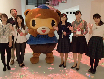 ����烊�|�[�^�[�̂���炩�ȓ��X