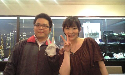 ����烊�|�[�^�[�̂���炩�ȓ��X