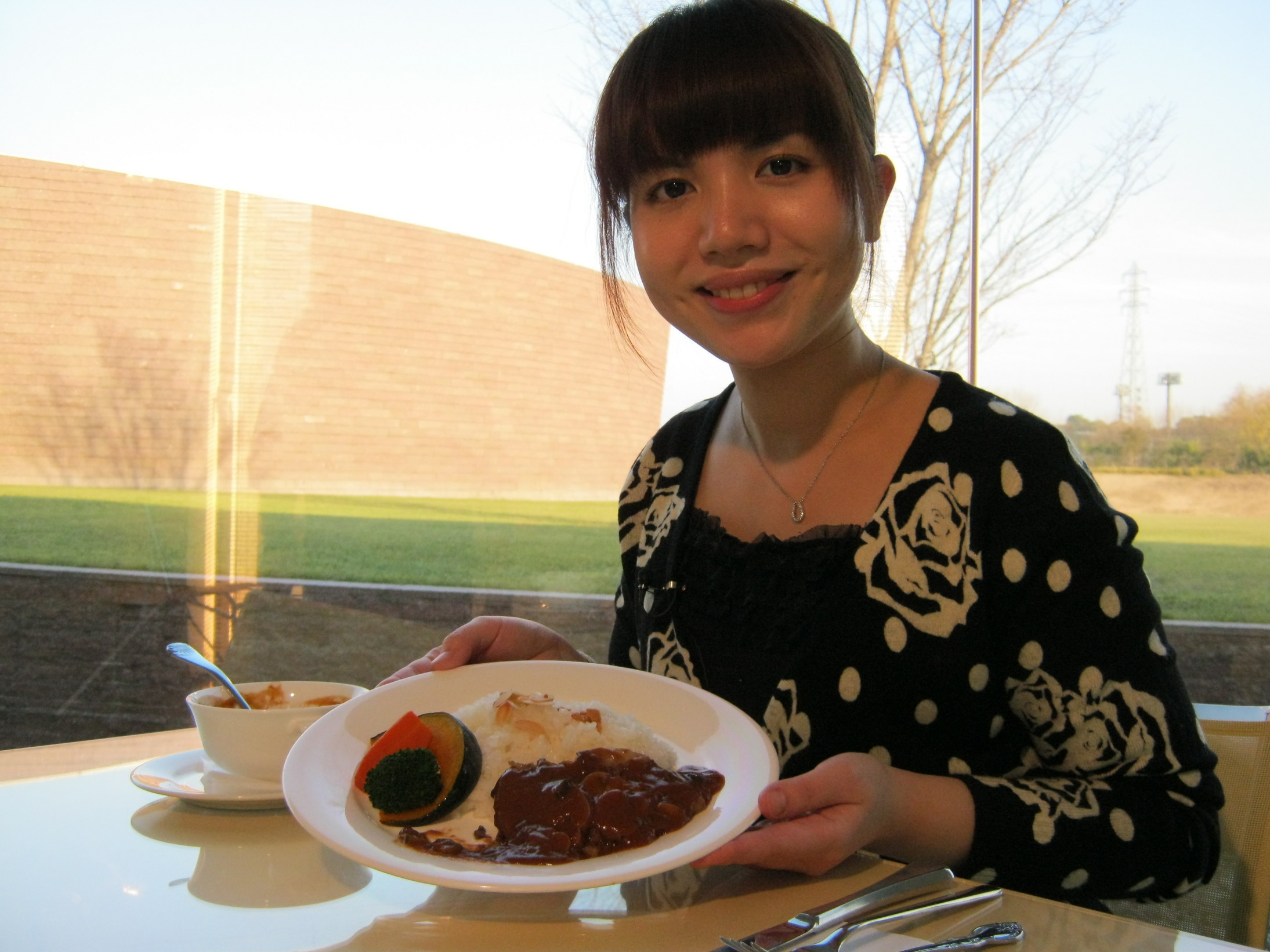 ����烊�|�[�^�[�̂���炩�ȓ��X