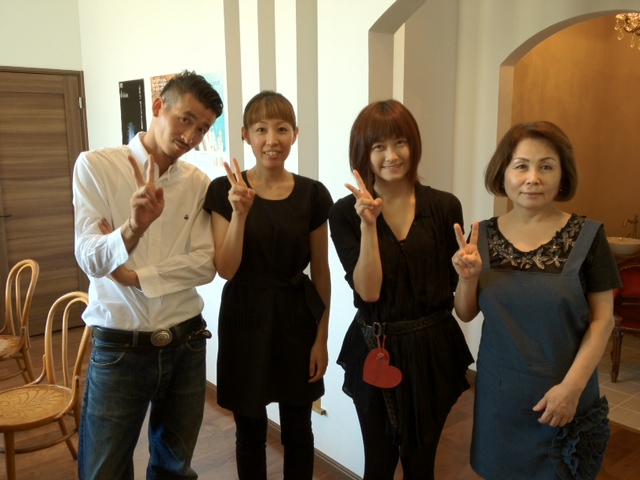 ����烊�|�[�^�[�̂���炩�ȓ��X