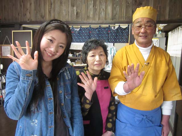 ����烊�|�[�^�[�̂���炩�ȓ��X