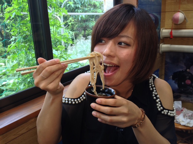 ����烊�|�[�^�[�̂���炩�ȓ��X