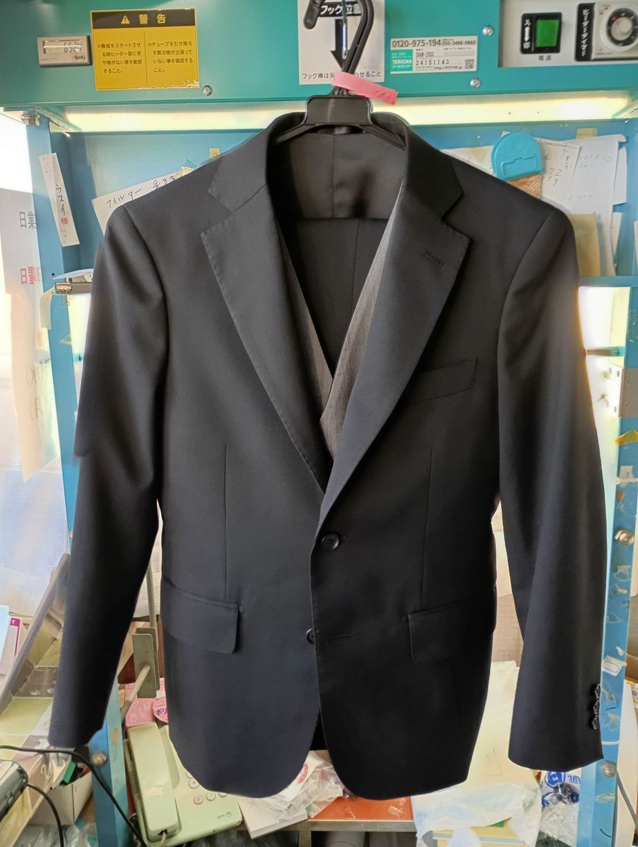 �X�[�c�̃N���[�j���O�i���R�s�@�����N���[�j���O�X�j