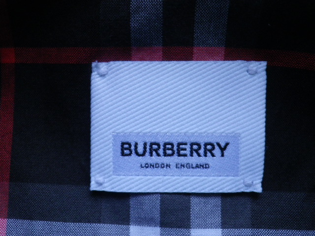 BURBERRY�i���R�s�@�����N���[�j���O�X�j