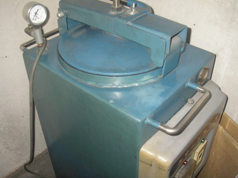 ���R�s�@�����N���[�j���O�X